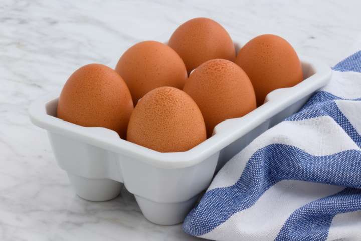 A tray of welsummer eggs