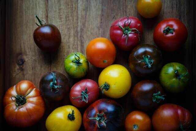 varieties of tomatoes